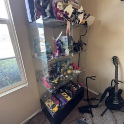 Glass Cube Store Style Shelving