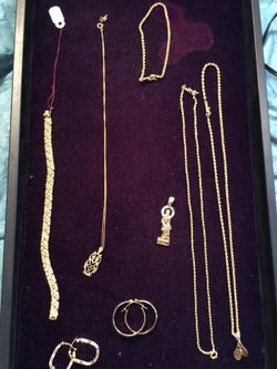 Christmas Gifts Selling an Elegant pieces don't ask about the weight