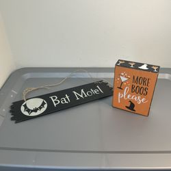 Halloween Décor Bundle – “Bat Motel” Sign & “More Boos Please” Block (Pre-Owned)