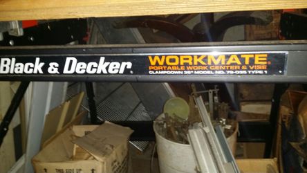 Black and Decker portable worktable and vise
