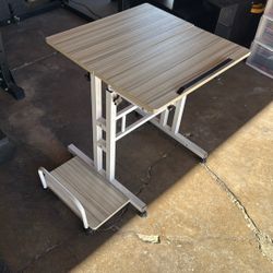 Rolling Computer Desk