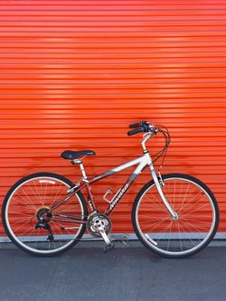 Novara Corsa hybrid bicycle 27”