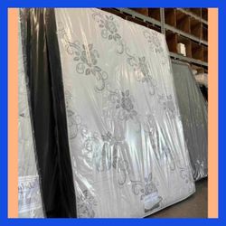 Queen size mattress / Colchon