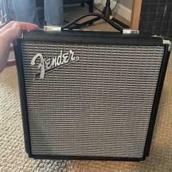 FENDER RUMBLE AMP