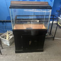 120 Gallon Fish Tank Complete $60029 Gallon Fish Tank Completely Only $150