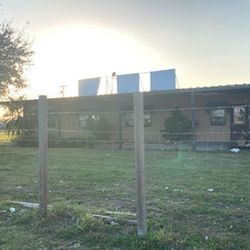 Se Vende 1 Acre En Esquina Comercial .con 3edificios 