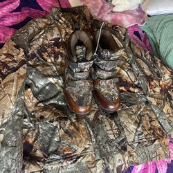 Camouflage Jacket, Extra Large For Men Like New Camouflage, Boots Size 10 For Men’s Waterproof Good C