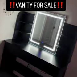 Black Vanity 