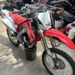 2012 Honda 250c