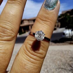 Natural 1 Carat Center Diamond Solitaire Ring