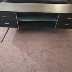Entertainment center tv stand