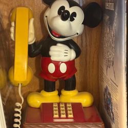 Vintage Walt Disney Retro Telephone