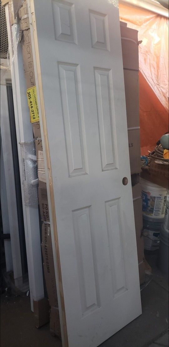 Interior Door 24x80 Left Hand Solid Core