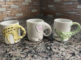 Vintage 1970s Enesco Animal Mugs: Giraffe, Elephant, Alligator/Crocodile Child Mug
