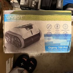 WYBOT Osprey 700 Pro Cordless Robotic Pool Cleaner varies