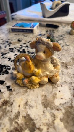 Figurine, Mary’s Moo Moos