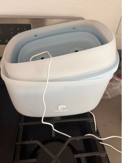 Gently used holapaw pet water fountain