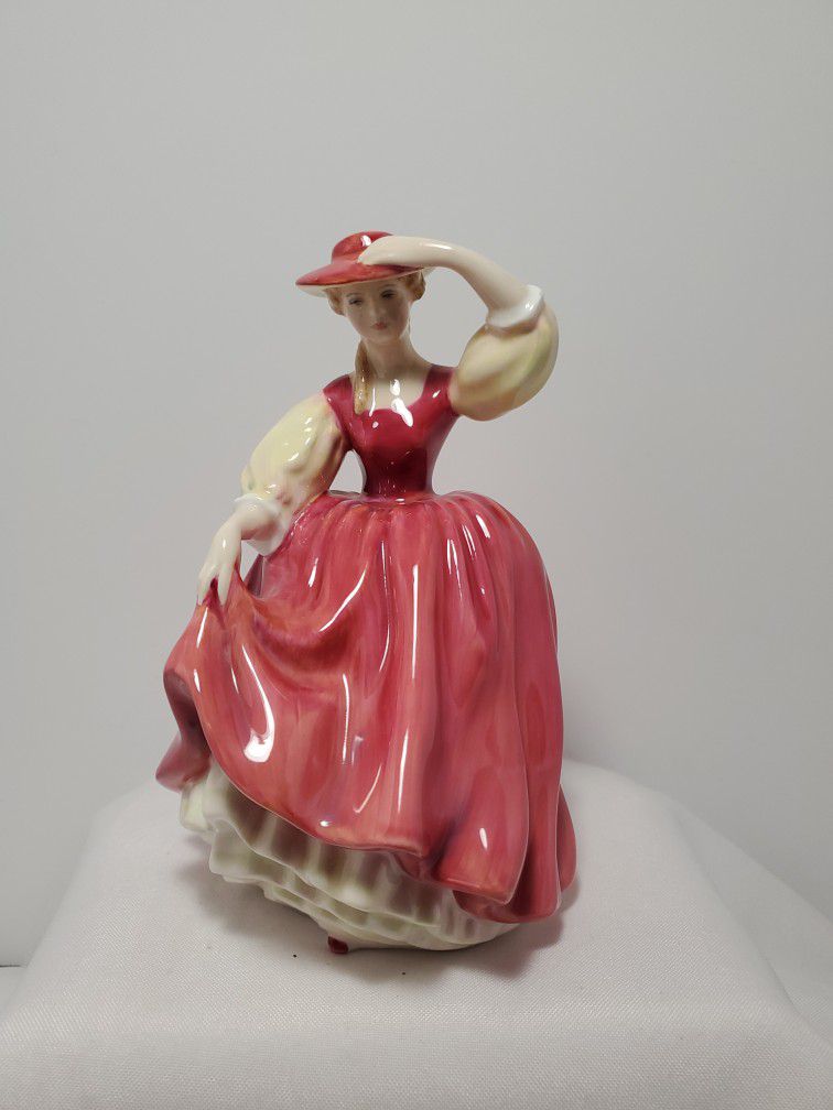 Royal Doulton "Buttercup" Figurine (HN2399) - 1963 7.5" Lady