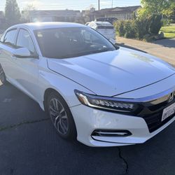 2018 Honda Accord Hybrid · Touring Sedan 4D