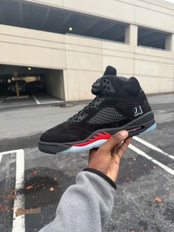 Jordan 5 Halloween