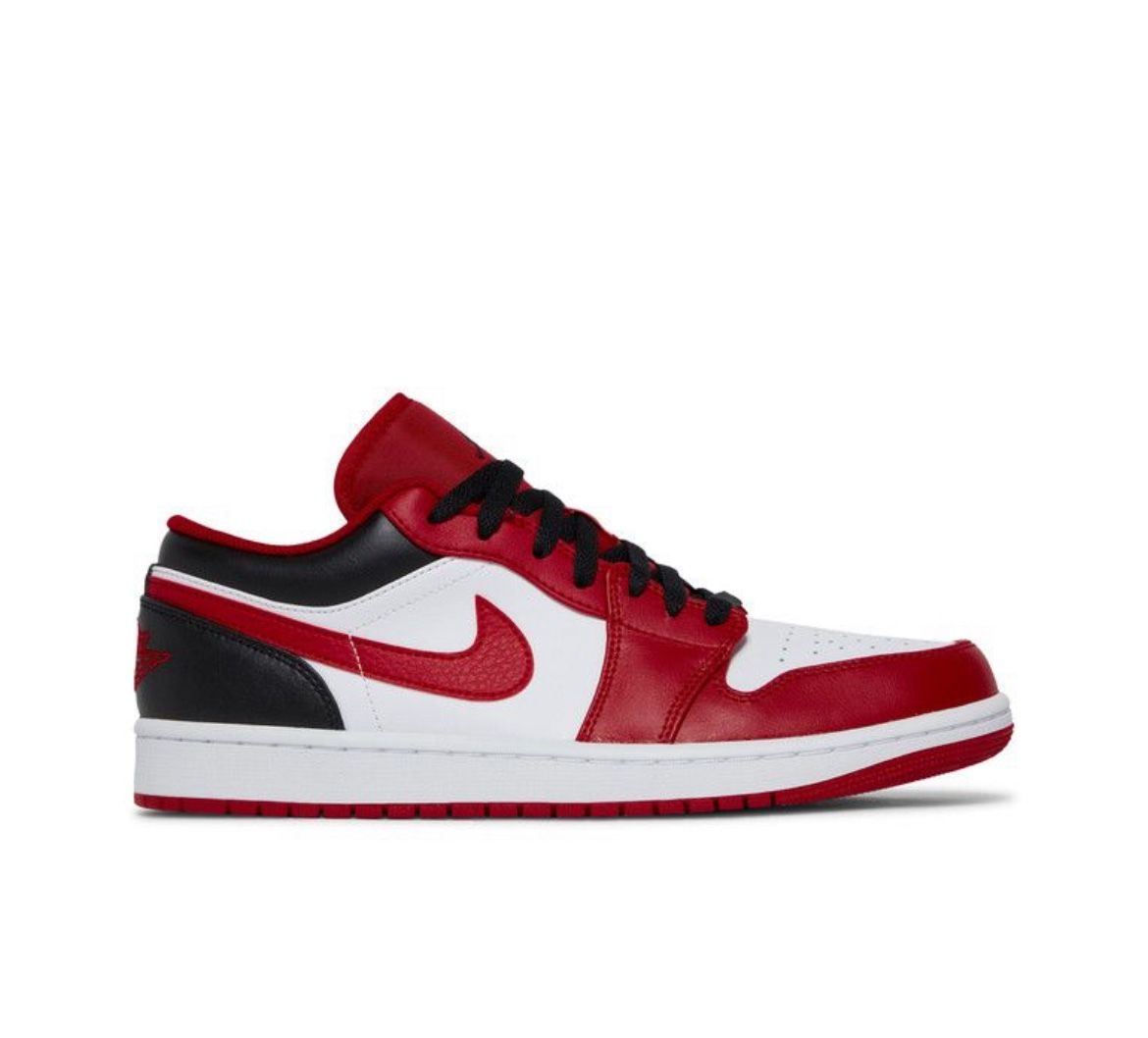 Jordan 1 low reverse black