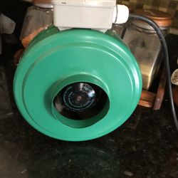 Like New Hydrofarm ACDF4  Active Air 9.5”Inline,Duct Fan, 9.5”