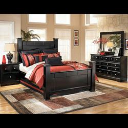 Queen Size Bedroom Set