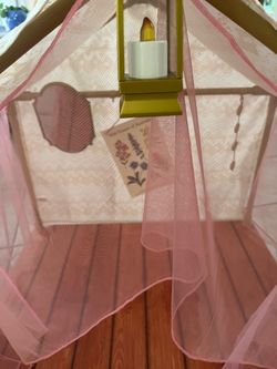American Gurl Doll - Kira's Comfy Platform Tent
