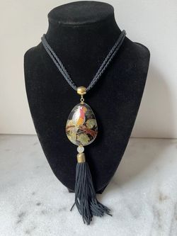 Vintage With Black Enamel parrot Bird Pendant Necklace 24in