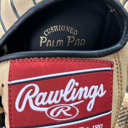 Rawlings Baseball Leather Glove