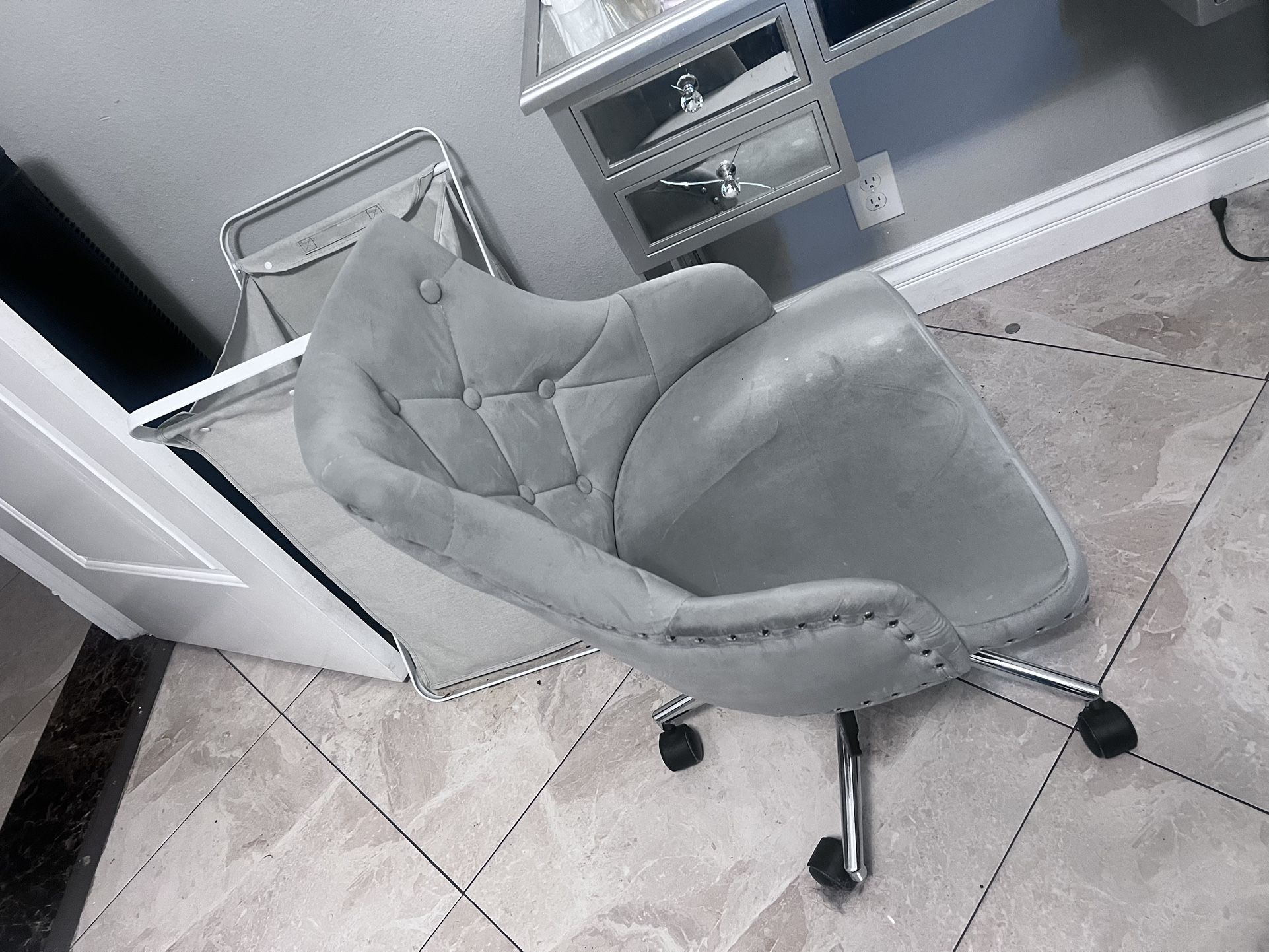 Desk Chair 