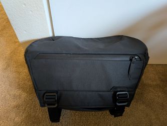 Peak Design Everyday Sling 10L V1 Black Camera Bag DSLR Mirrorless