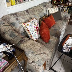 Sofa full size for sale