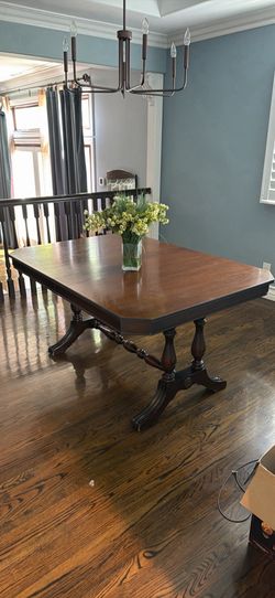 Beautiful walnut antique table