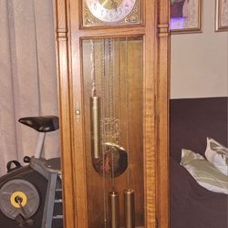 Grandfather Clock 