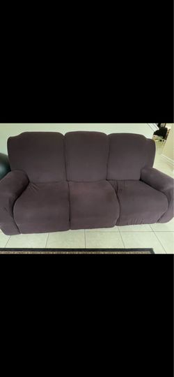 All three pieces sofa set Recliner and love seat r 100$