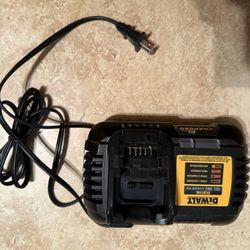 New Dewalt 6Amp Charger 