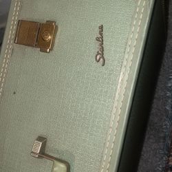 Vintage Suitcase 