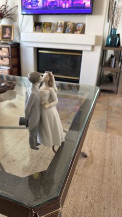Lladro wedding figurine