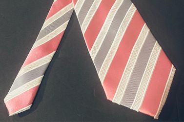 President DONALD J TRUMP Signature Collection Pink Gray White Stripe Necktie Tie