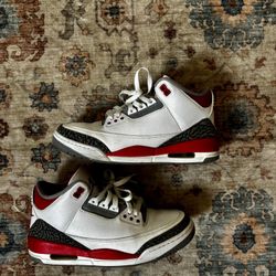 Jordan 3 “Fire Red (2022)” Size 9