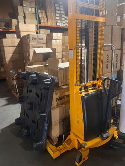 Uline 147"  lift stacker cheap alternative to forklift