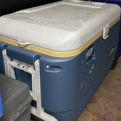 Igloo Maxcold cooler chest