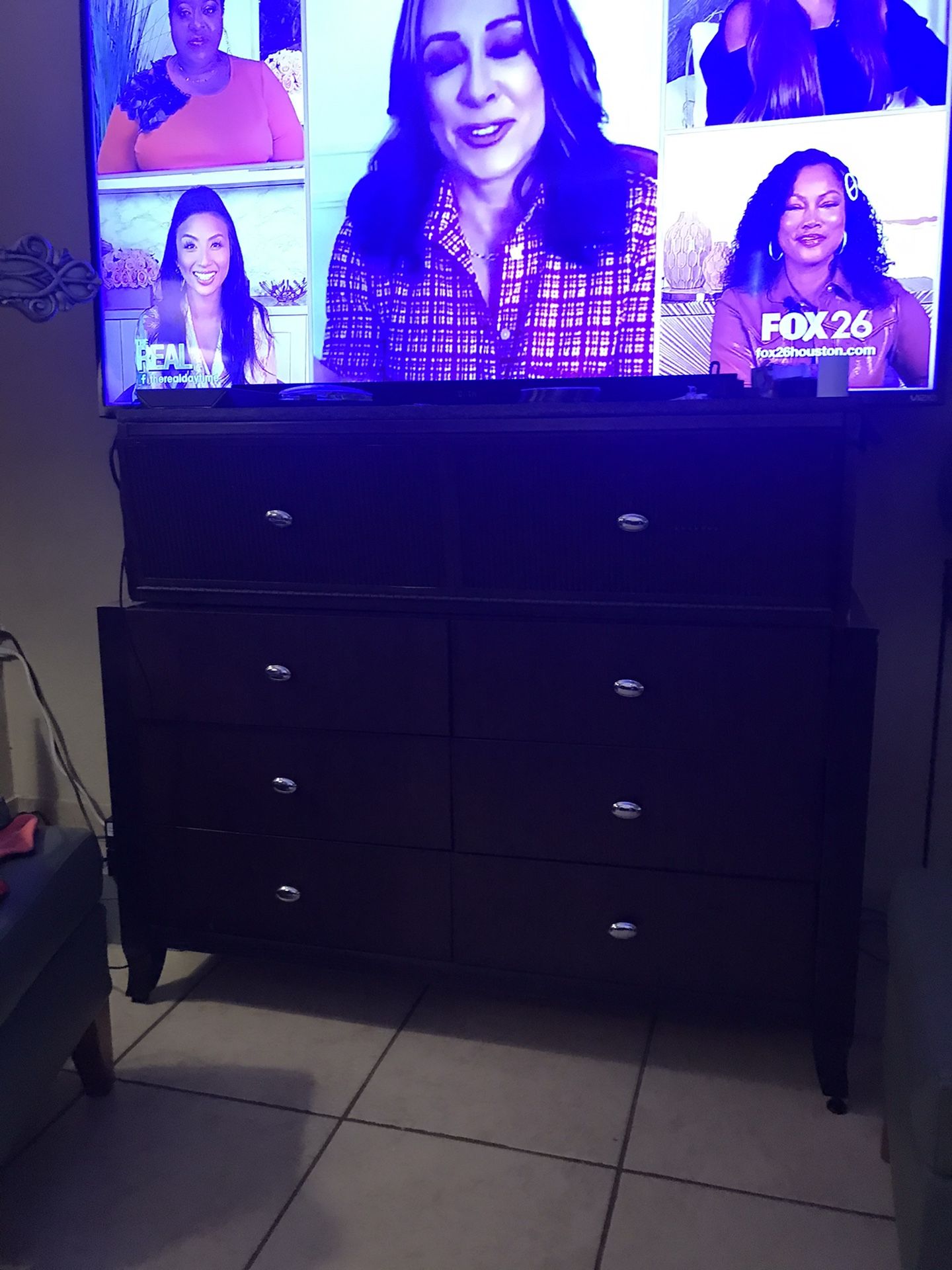 Cabinet dresser tv stand