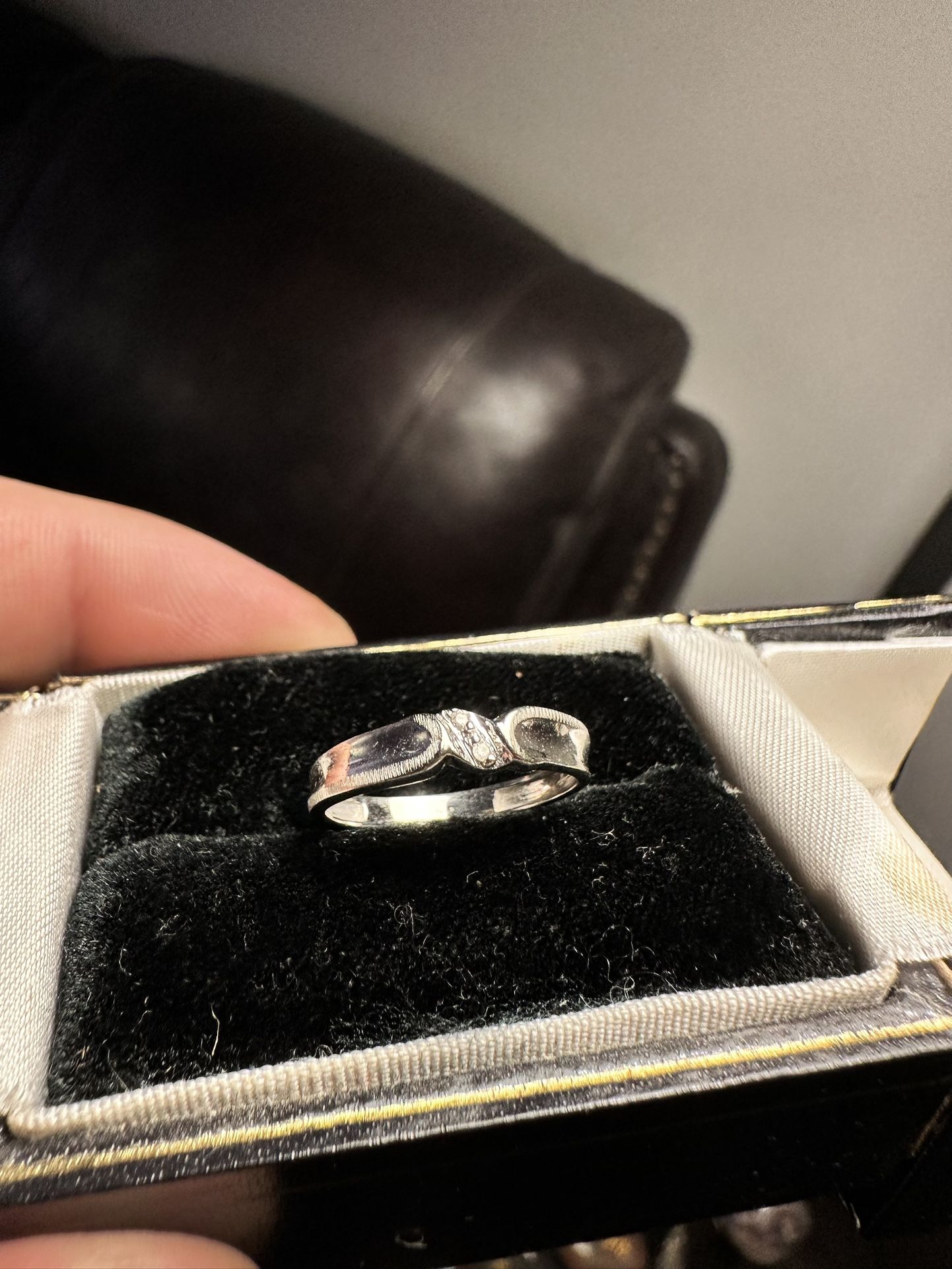 Beautiful 🤩!! Diamond Ring Set In 14k White Gold !!