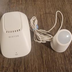 Belkin WeMo Switch/Motion Sensor - Model F7C028