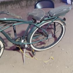 Huffy-26 inch beach cruiser with companion seat and footing