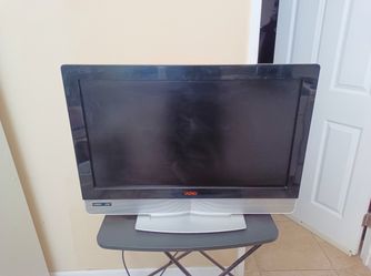 32 Inch Vizio TV