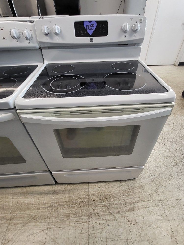 Electric Stove Used In Good Condition With 90days Warranty From $300 Up To $350