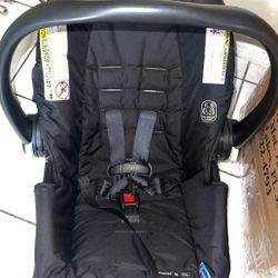 Graco Baby Car Seat With Base